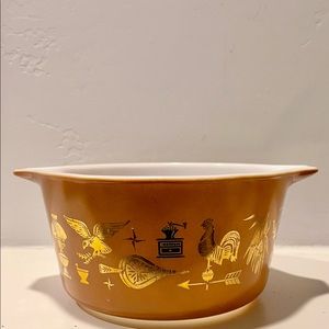 Pyrex Vintage Early American Pattern #473 1Qt.